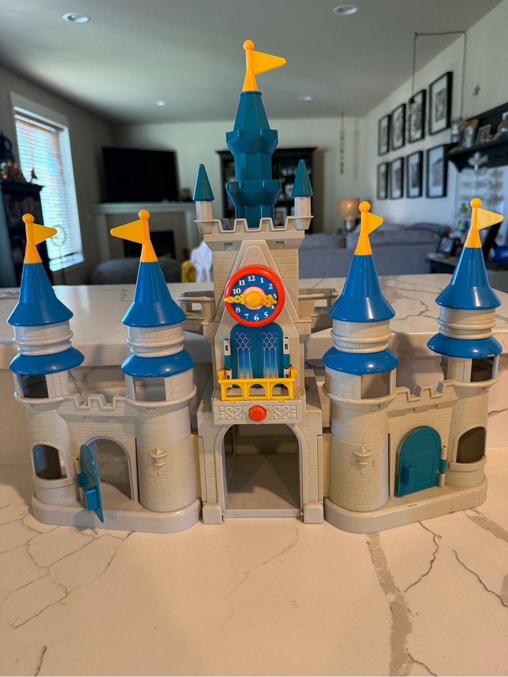 Vintage 1987 Playmates Disney Castle Cinderella Magic Kingdom Playset Tower Toy